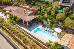 Studio de charme dans propriété au calme avec piscine Le mas de Louise et Sacha